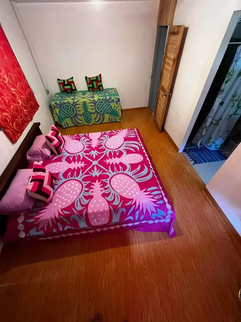 Chambre aux motifs marquisiens
